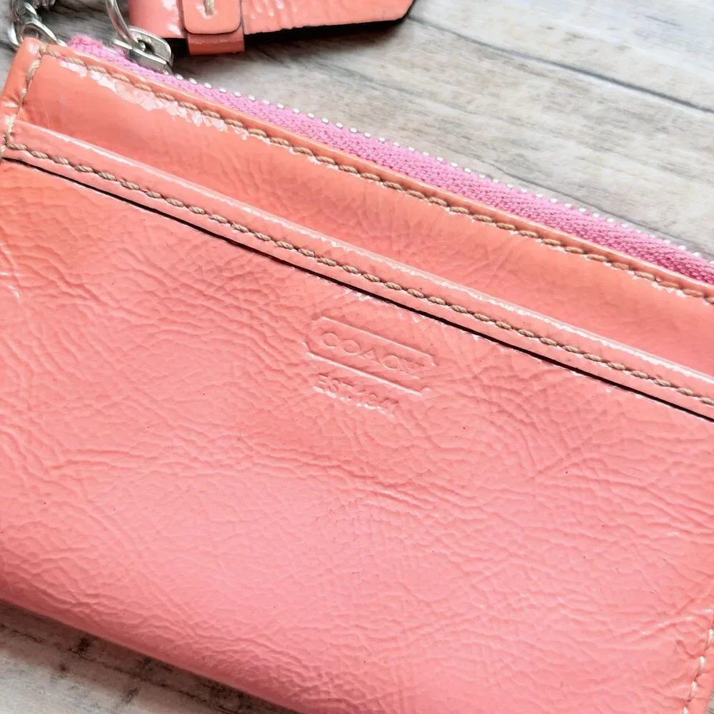 Coach Wallet Patent Leather Skinny Card Case Zip Keychain Coral Pink Coin Pouch